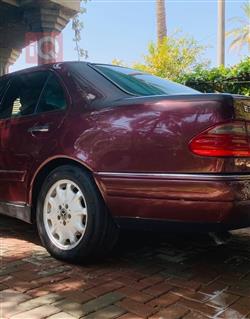 مرسيدس بنز E-Class